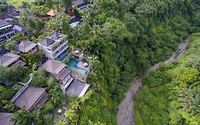 Ubud Paras Villa
